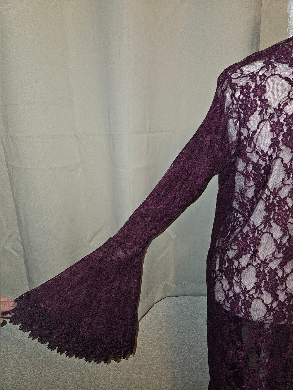Modcloth Polly Esther Duster Lace Kimono Cover-Up Maroon Fairy Bell Sleeves - Picture 4 of 7